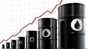 तीन साल में सबसे महंगा कच्चा तेल